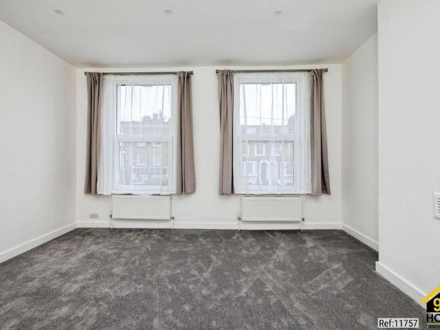 House for rent in London Borough of Lewisham, Lower Sydenham