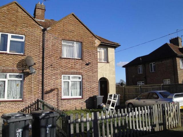 House for rent in London Borough of Ealing, Greater London