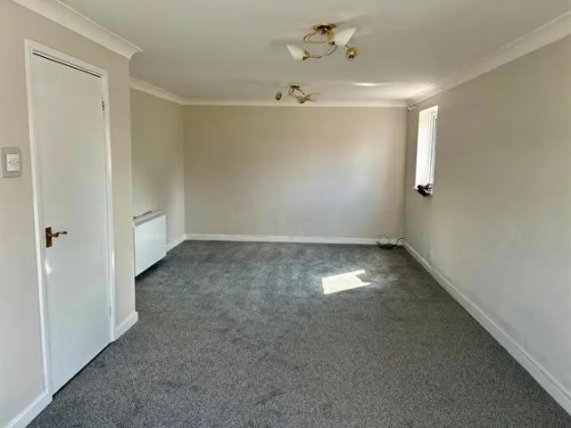 Apartment for rent in Leyfields, Kettlebrook