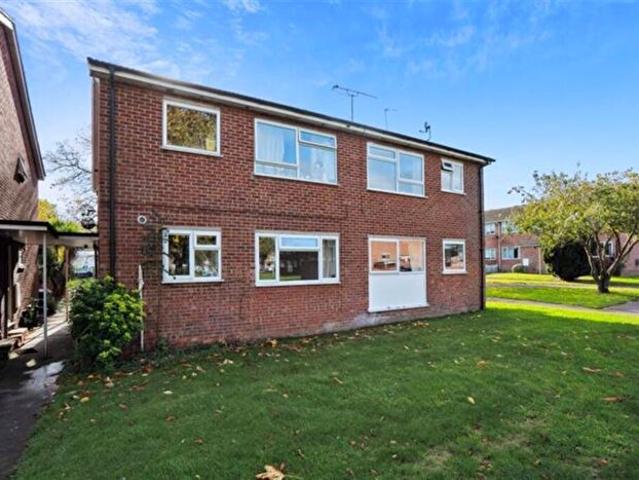 Apartment for rent in Berrick Salome, Oxfordshire