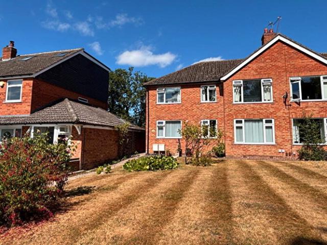 Apartment for rent in Blossomfield, West Midlands