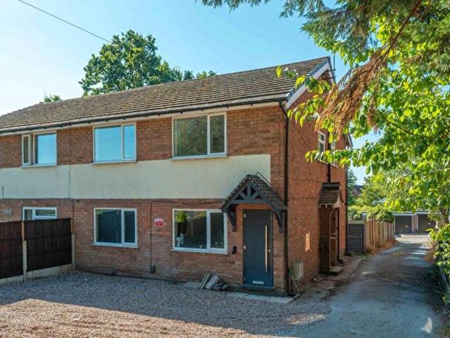 Apartment for rent in Solihull Lodge, West Midlands