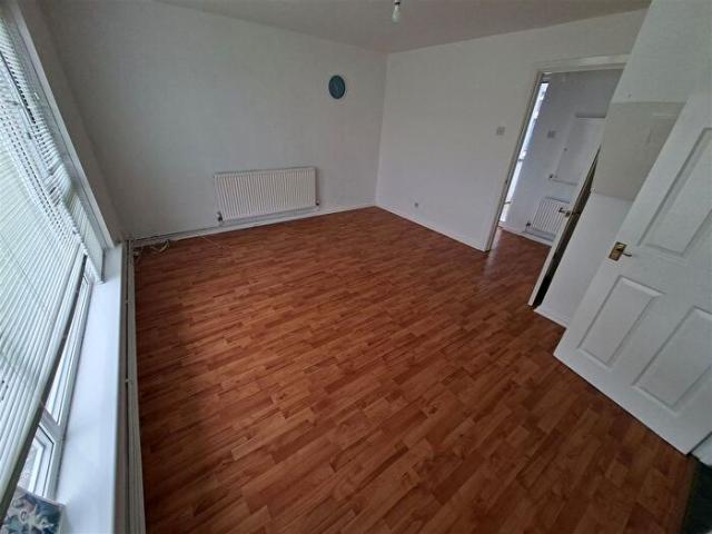 Apartment for rent in Bridgend, Wales