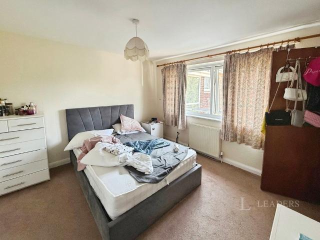 House for rent in Highcliffe