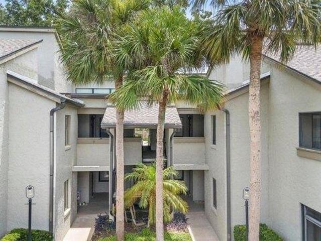 Condo for sale in Maitland, Florida