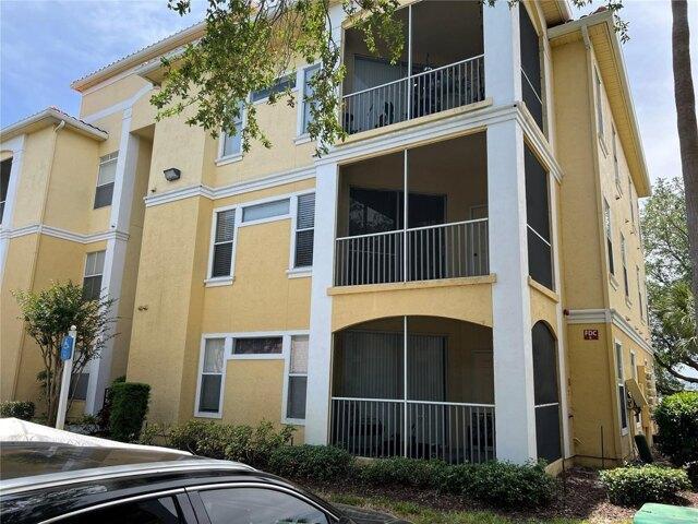 Condo for sale in Maitland, Florida
