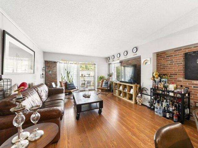 Condo for sale in Bowdoin Apartments, Malden