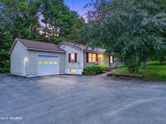 House for sale in Manchester, Maine