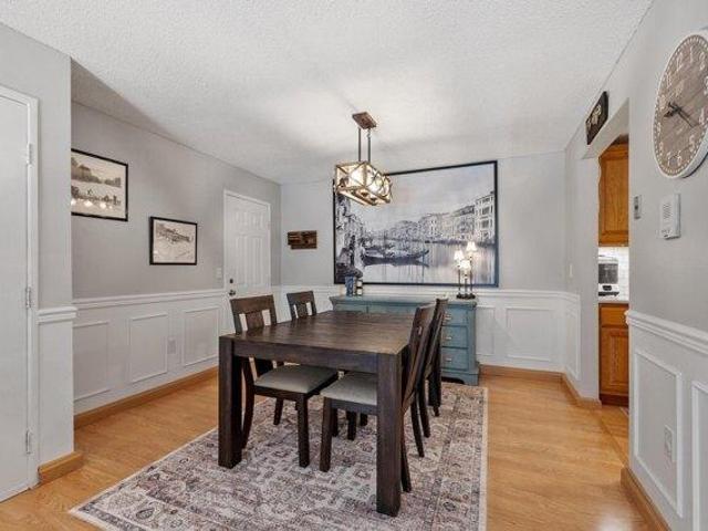 Condo for sale in Manchester, Hillsborough County