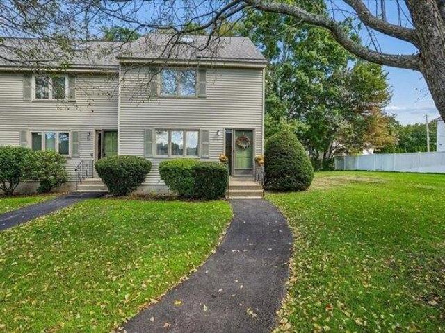 House for sale in East Meadow, Manchester