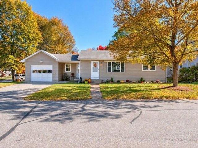 House for sale in Eaton Heights, Manchester