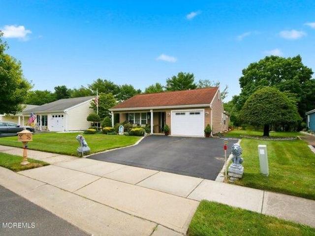 House for sale in Whiting, New Jersey