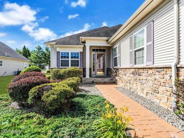 House for sale in Whiting, New Jersey