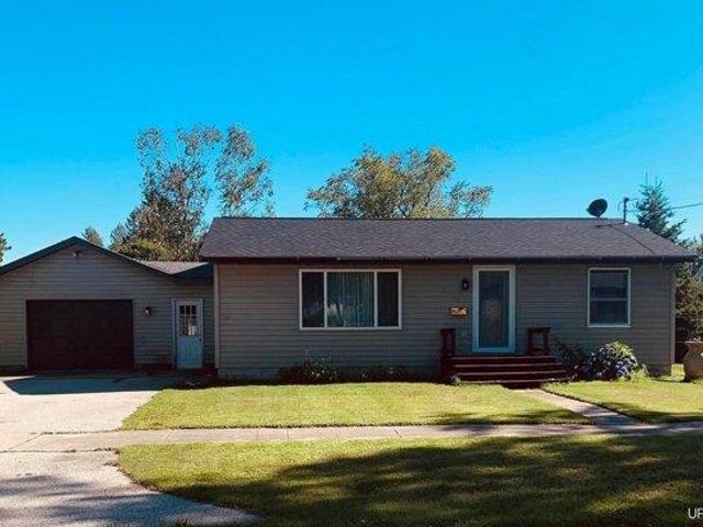 House for sale in Manistique, Michigan