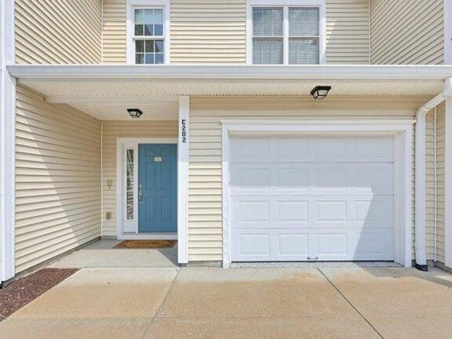 Condo for sale in Bristol, Massachusetts