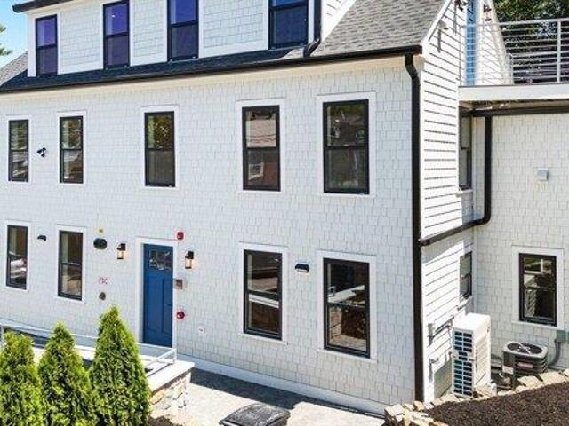 Condo for sale in Marblehead, Massachusetts