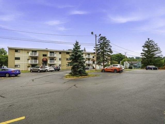 Condo for sale in Marlborough, Middlesex County