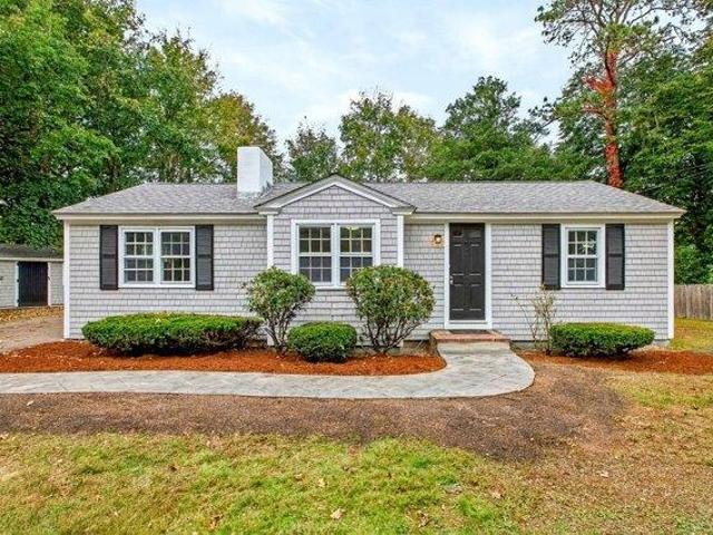 House for sale in Marstons Mills, Barnstable