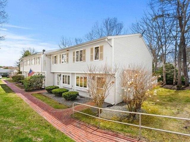 Condo for sale in Mashpee, Massachusetts