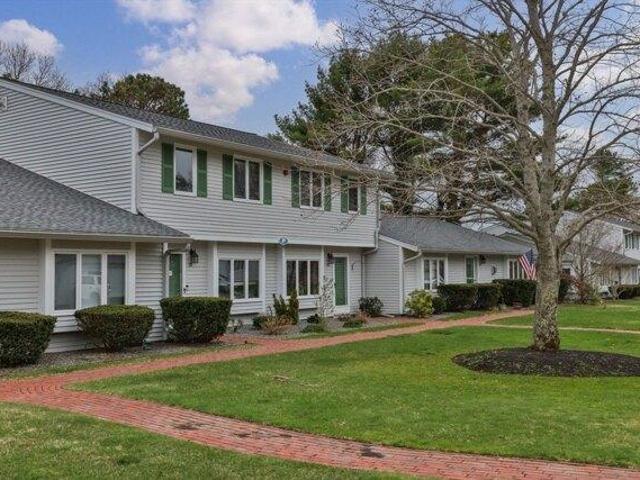 Condo for sale in Mashpee, Massachusetts