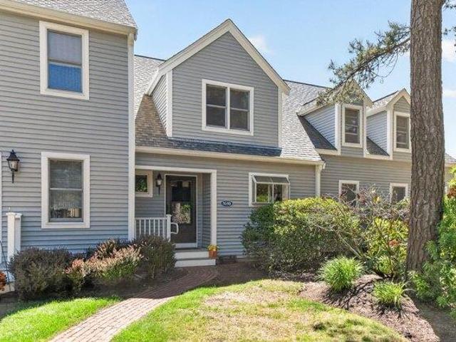 Condo for sale in Mashpee, Massachusetts