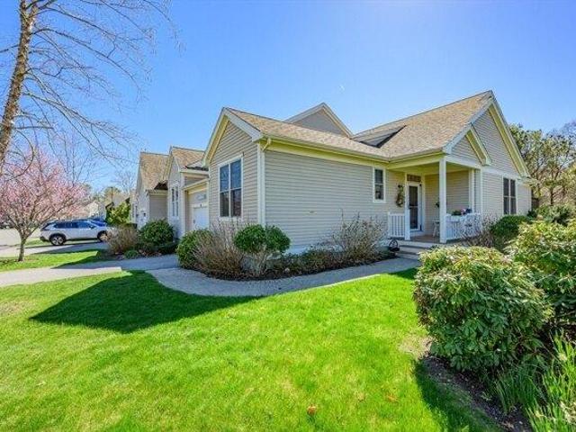 Condo for sale in Mashpee, Massachusetts