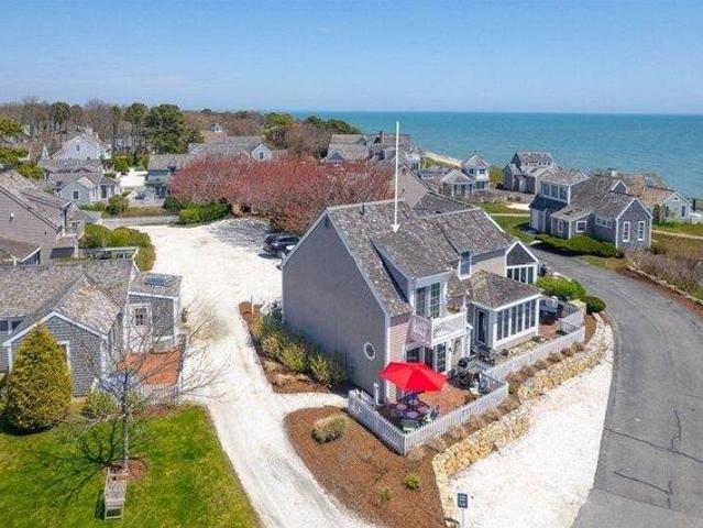 Condo for sale in Mashpee, Massachusetts