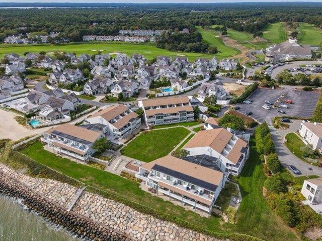 Condo for sale in Maushop Village, Mashpee