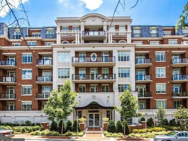 Condo for sale in West Mclean, Virginia