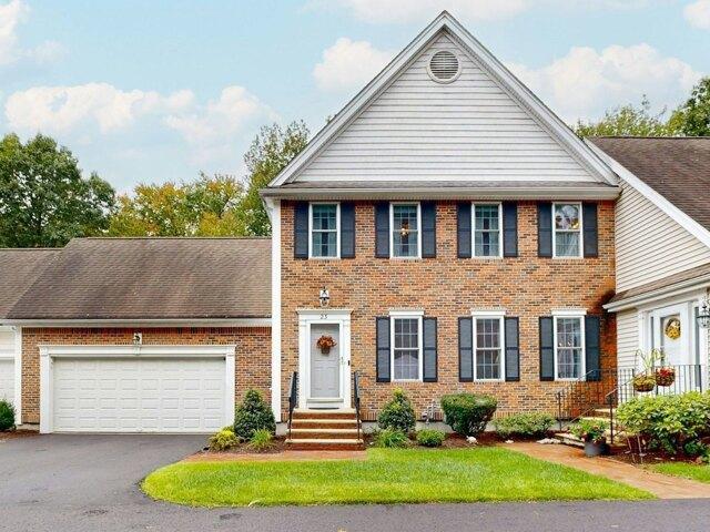 House for sale in Crownridge Estates, Medfield