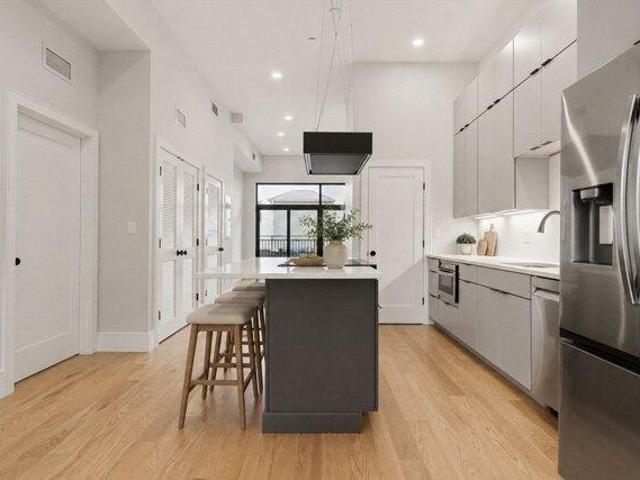 Condo for sale in Medford, Massachusetts
