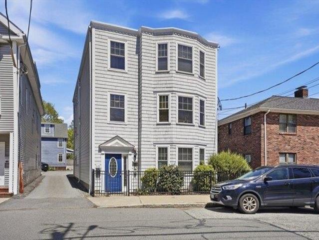 Condo for sale in Medford, Massachusetts