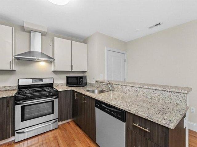 Condo for sale in Medford, Massachusetts