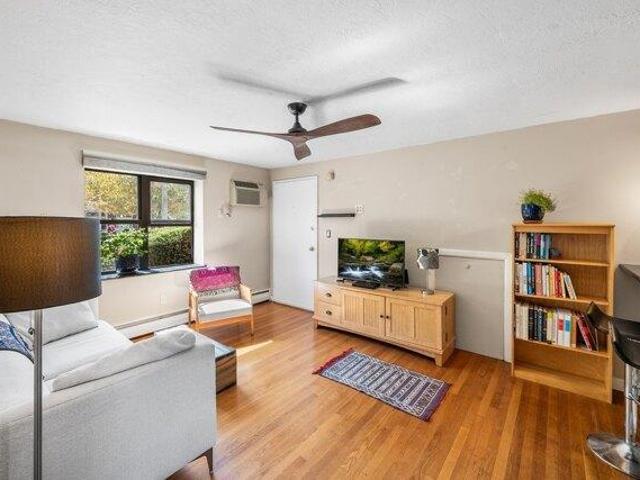 Condo for sale in Old Ship Street Historic District, Medford