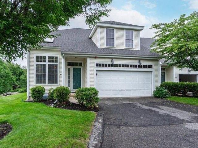 Condo for sale in Medway, Norfolk County