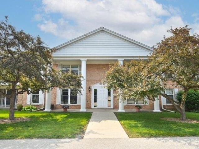 Condo for sale in Mequon, Wisconsin