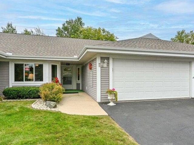 Condo for sale in Mequon, Wisconsin