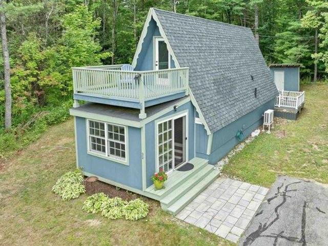 House for sale in Eastbluff Village, Meredith