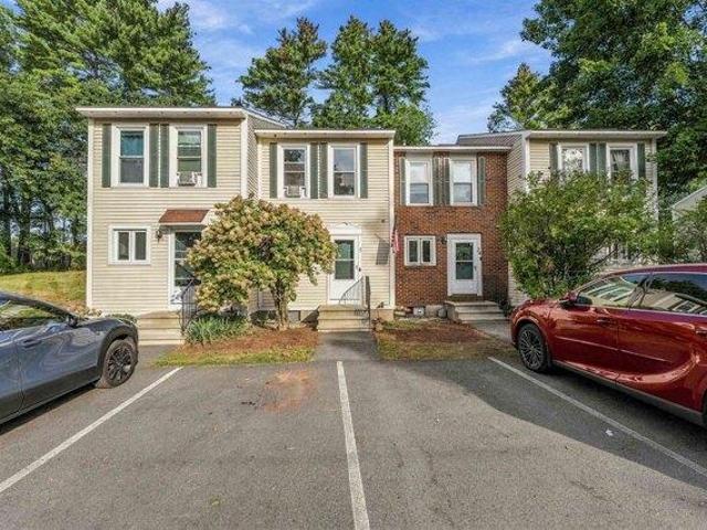 House for sale in Webster Green, Merrimack