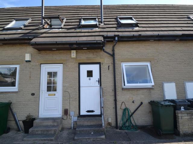 House for sale in Baildon, West Yorkshire
