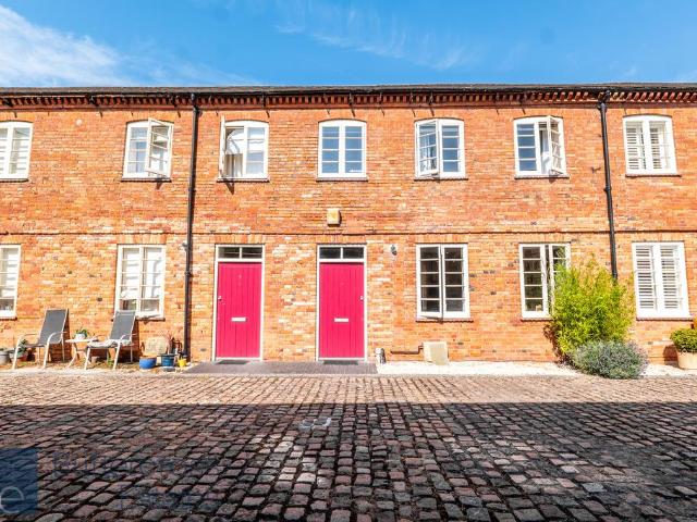 House for sale in Alverton, East Midlands