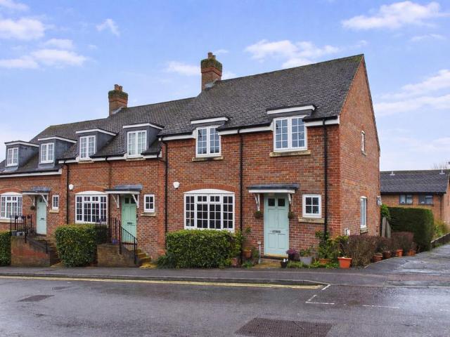 House for sale in Felden, Pouchen End