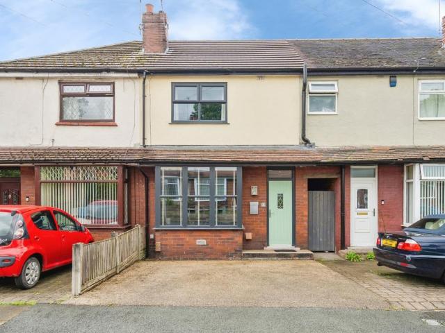 House for sale in Dobb Brow, Bolton