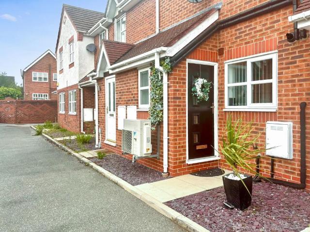 House for sale in Hammond Street
