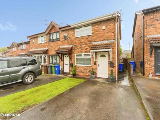 House for sale in Newtonmoor, Tameside