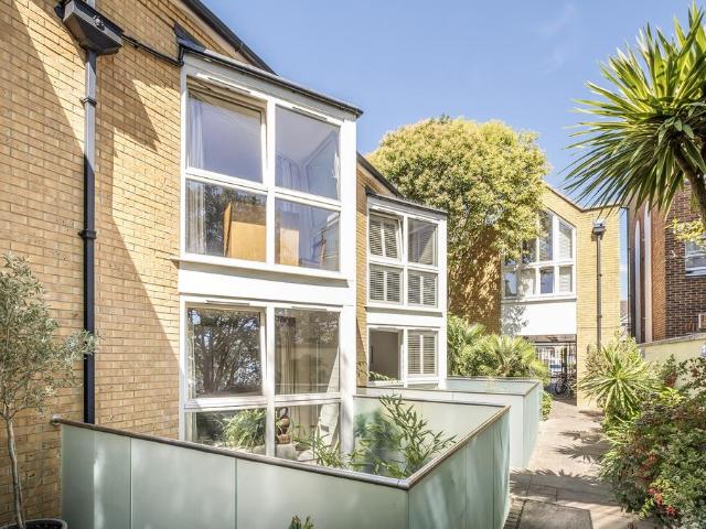 House for sale in Putney, Greater London