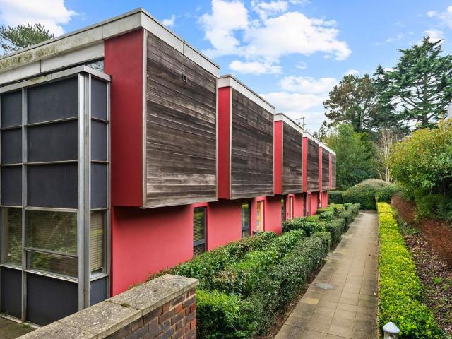 House for sale in St Albans, Five Acres