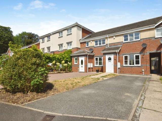 Townhouse for sale in Longhill, Hull