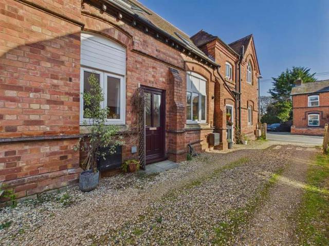 Townhouse for sale in Forthampton, Worcestershire