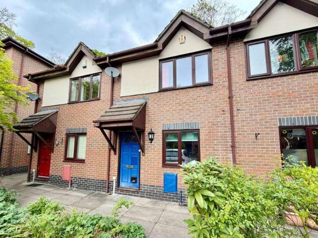 Townhouse for sale in Georgia, Greater Manchester